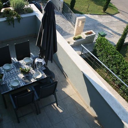 Olive Charm Lägenhet Umag Exteriör bild