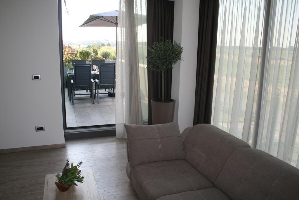 Olive Charm Lägenhet Umag Exteriör bild