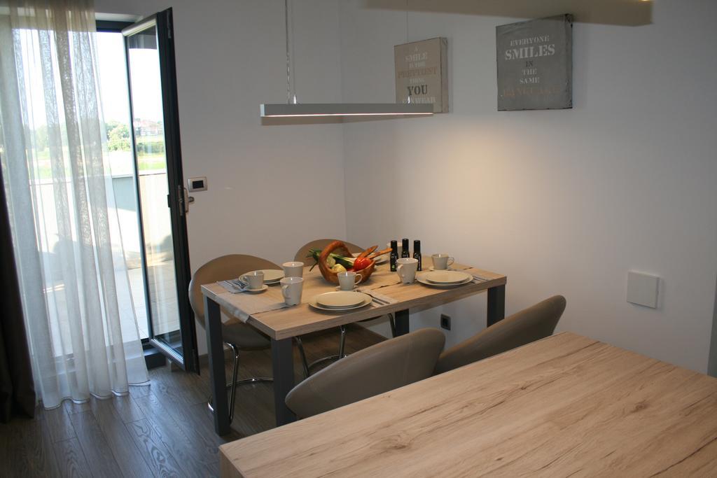 Olive Charm Lägenhet Umag Exteriör bild